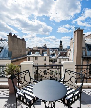 Exploring the best boutiques, bars and bistros in Paris