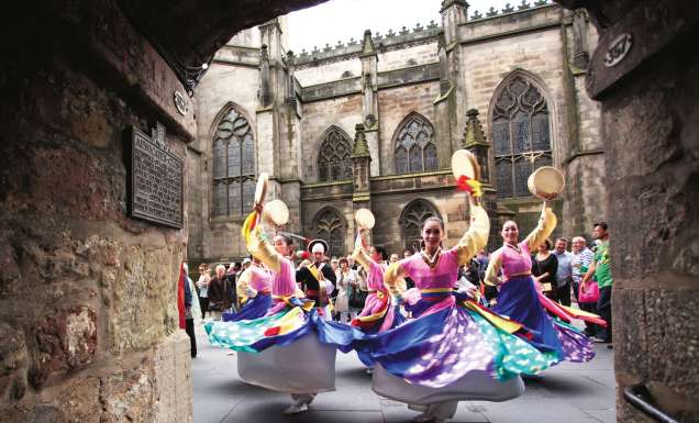 Dancers at Edinburgh Fringe Festival, Scotland.