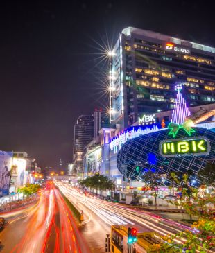 Personal shopping in Bangkok’s temple of fakes