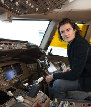 Long-haul flights with Orlando Bloom