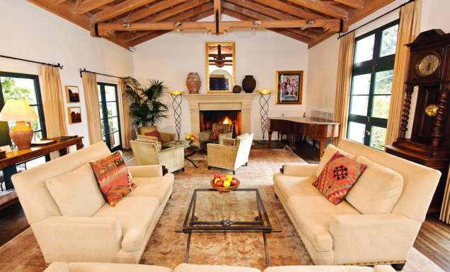 The cosy, Mediterranean-style lounge area at Cypress Inn in California, USA.