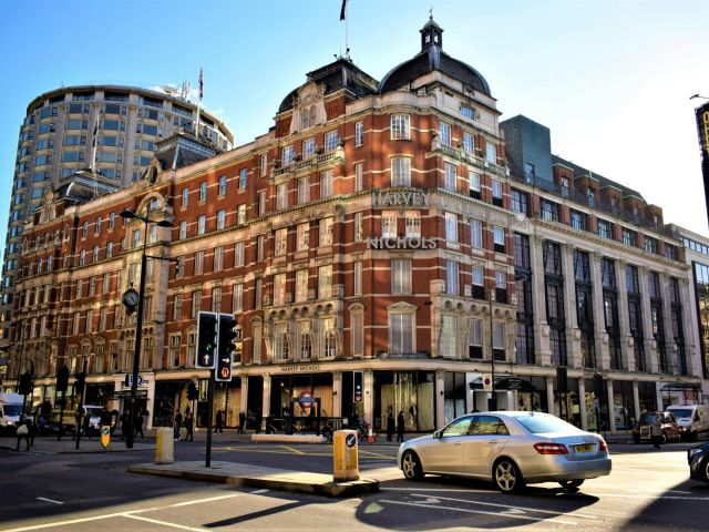 Harvey Nichols London exterior