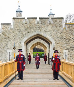Must-visit historic buildings of London