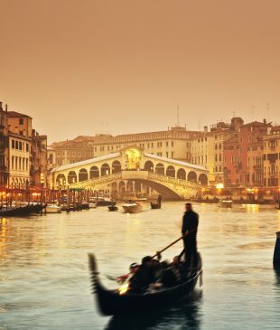 Venice with four kids in tow