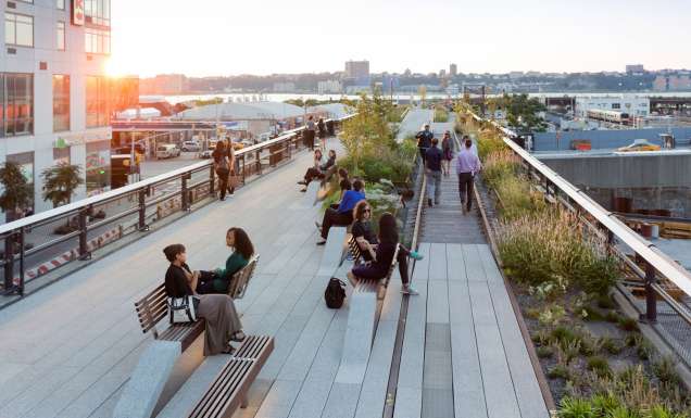The High Line walkway, New York City.