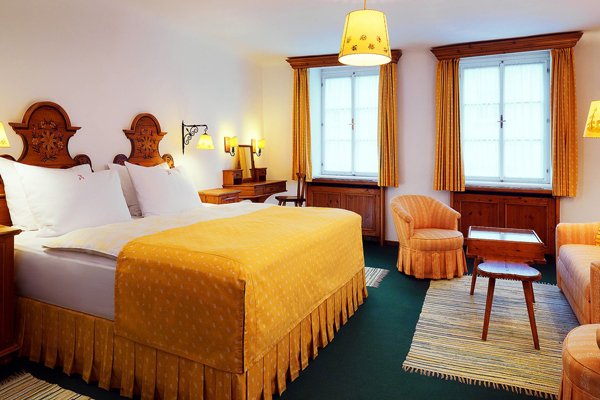 Hotel Goldener Hirsch