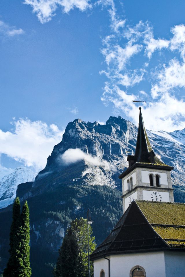 Grindelwald’s church set off by the surrounding peaks.