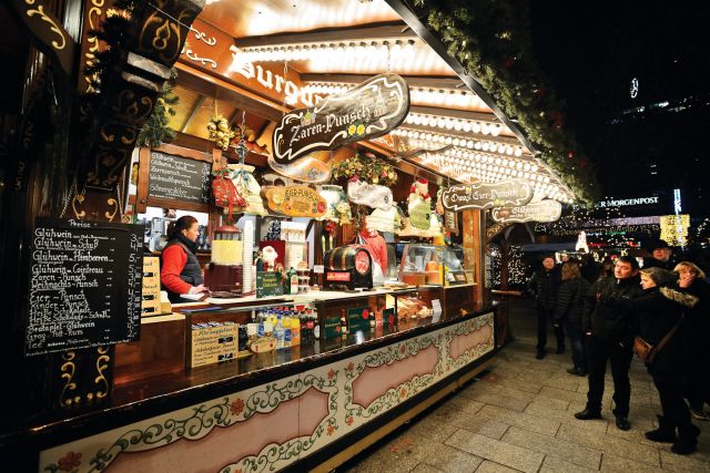 Food stall at the Christmas market in Charlottenburg, Berlin.