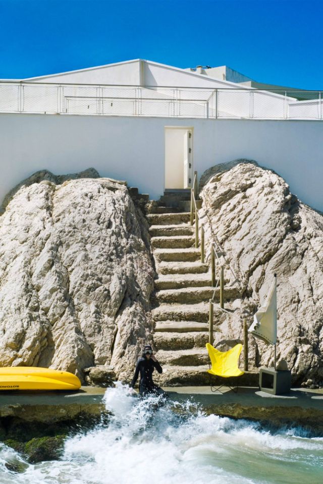 You can dive with your own private guide from some luxury resorts.