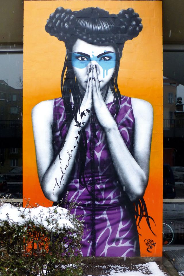 'Forget Me Not' mural by Fin DAC in Berlin, Germany.