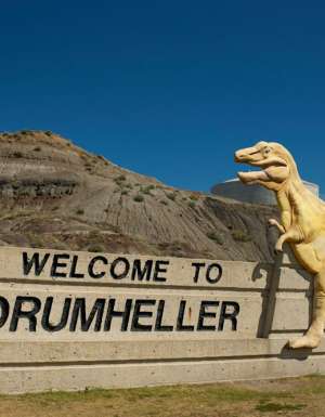drumheller alberta dinosaur