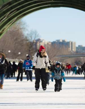 ottawa canada travel attractions rideau canal winterlude festival
