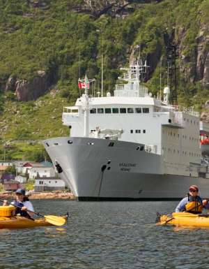 Eastern Canada ocean adventure island holidays maritimes zodiac fins and fiddles expedition kayaks