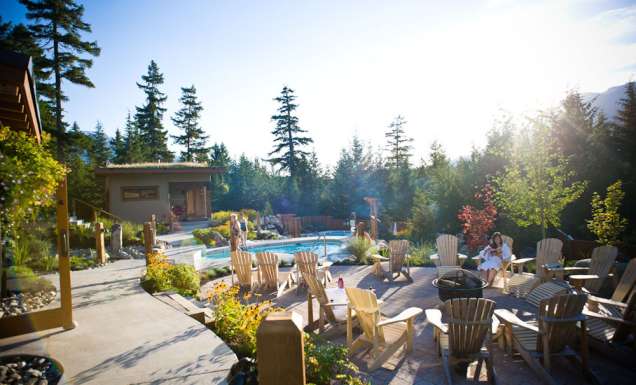 non-skiiers holiday things to do in canadian winter Scandinave Spa whistler