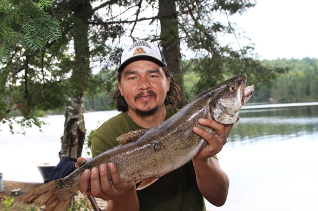 traditional fishing manawan quebec big walleye pike whitefish