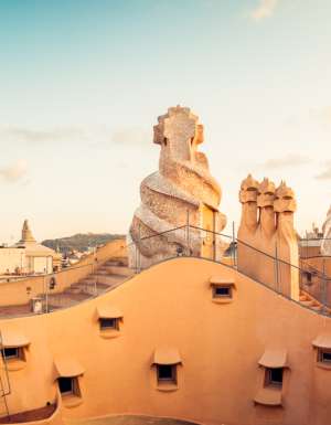 Barcelona architecture Antoni Gaudi Casa Mila