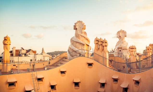 Barcelona architecture Antoni Gaudi Casa Mila