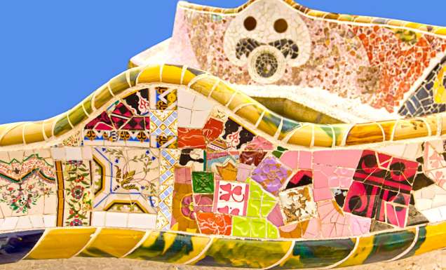souvenirs catalan tiles barcelona park Güell