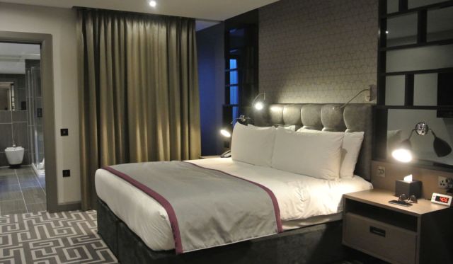 London hotel reviews quirky