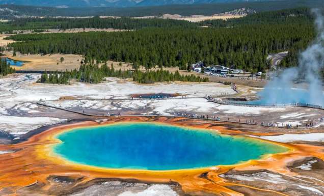 Yellowstone USA National Park