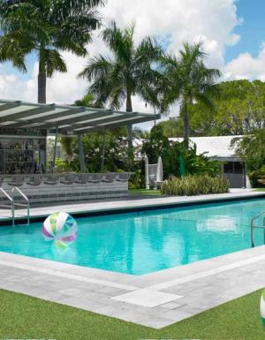 poolside hotel review