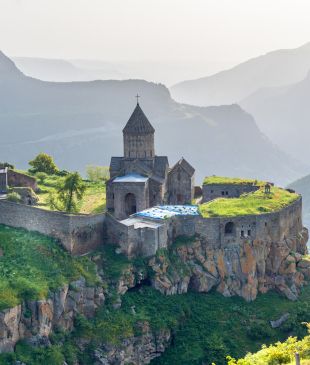 Full circle around the unknown wonders of Armenia