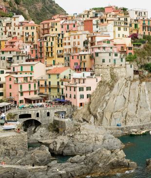 A night in a sweet hilltop abode right by the Cinque Terre