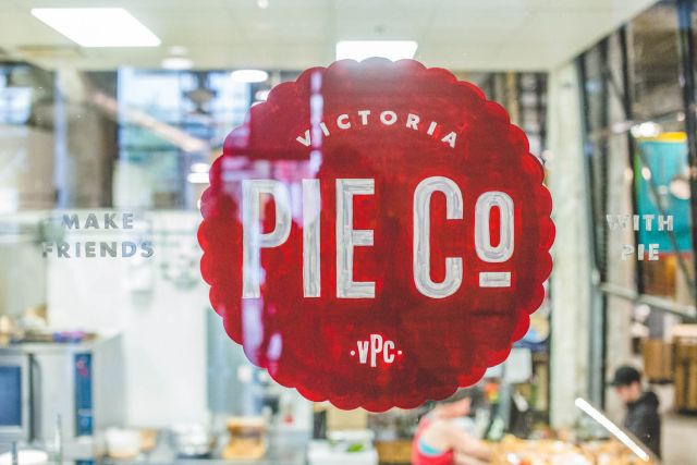food coffee pie sights discover planes cafe tea lunch dinner breakfast