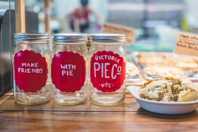food coffee pie sights discover planes cafe tea lunch dinner breakfast