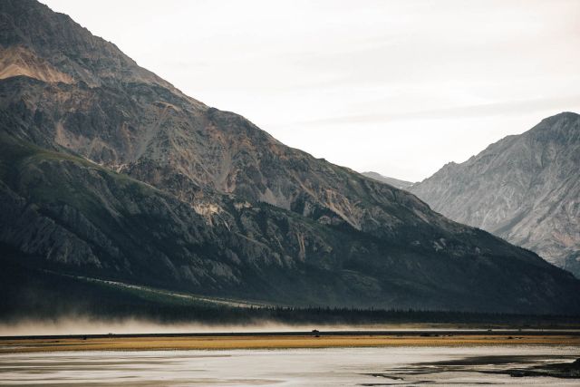 RV Yukon classic route Kluane