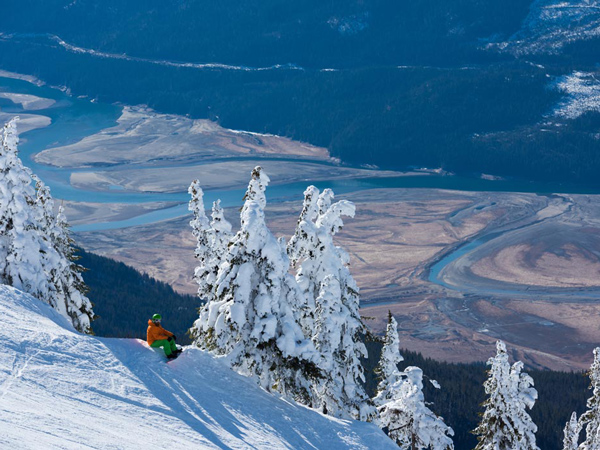 Snowboarding Revelstoke