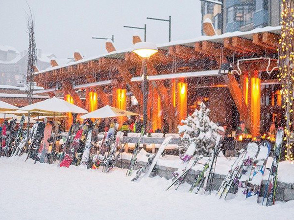 Longhorn Saloon and Grill