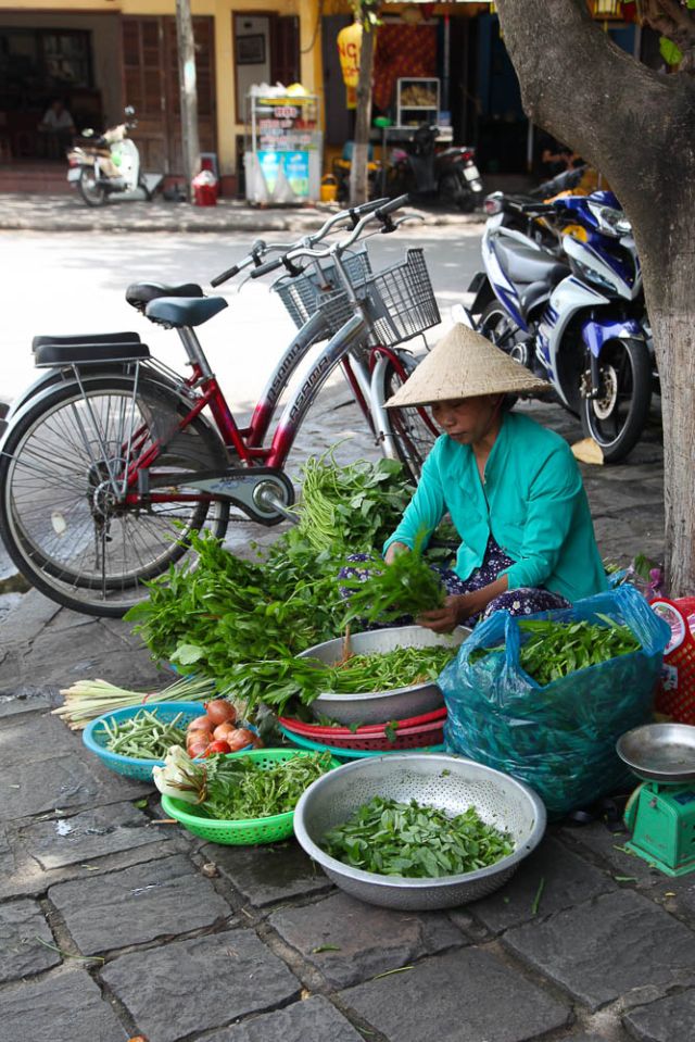 Hoi An Vietnam restaurant city things to do stay accommodation markets
