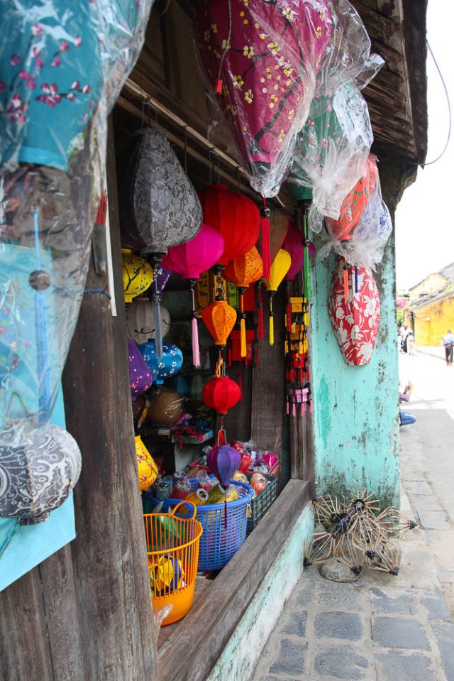 Hoi An Vietnam restaurant city things to do stay accommodation