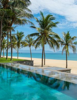 Hoi An Vietnam city stay accommodation Nam Hai four Seasons