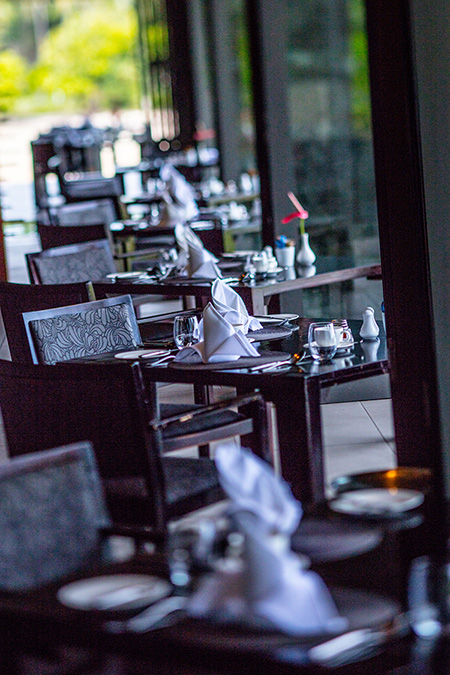 Dining at InterContinental Fiji Golf Resort & Spa - Navo