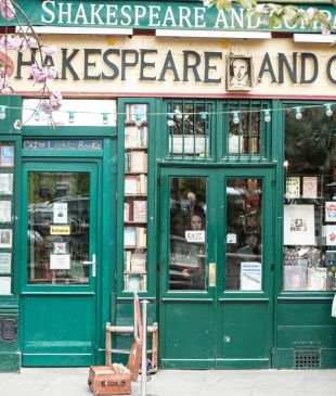 Five of the world’s best beds for bookworms