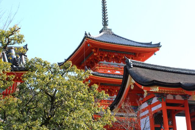 Sio-mon (the west gate) at Kiyomizu-dera