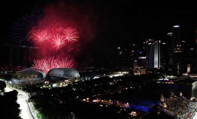 4 reasons to book a trip to the F1 Singapore Grand Prix