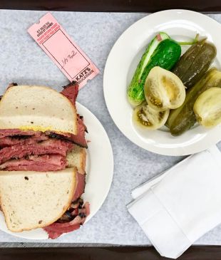 New York’s 7 iconic snacks: We tried and ranked them all