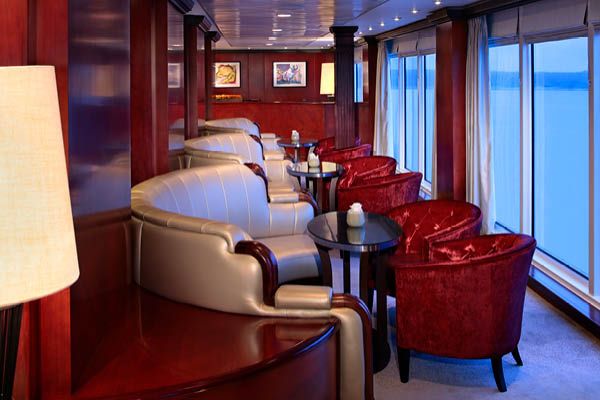Azamara Pursuit 