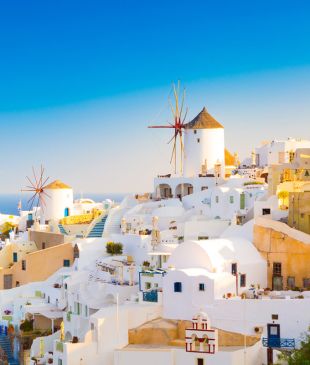 6 beaches to cross off your Santorini bucket list