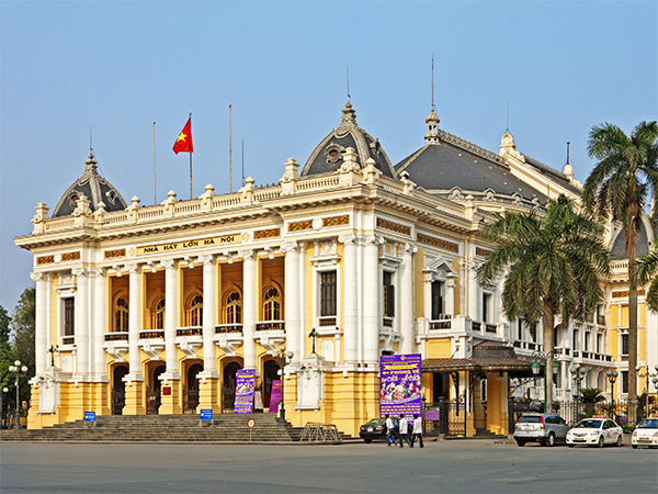 The magical Hanoi opera house