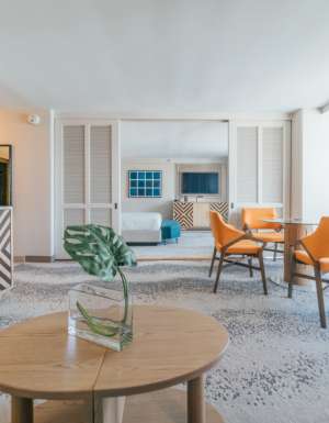 Waikiki Beachcomber by Outrigger