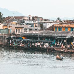 vietnam markets