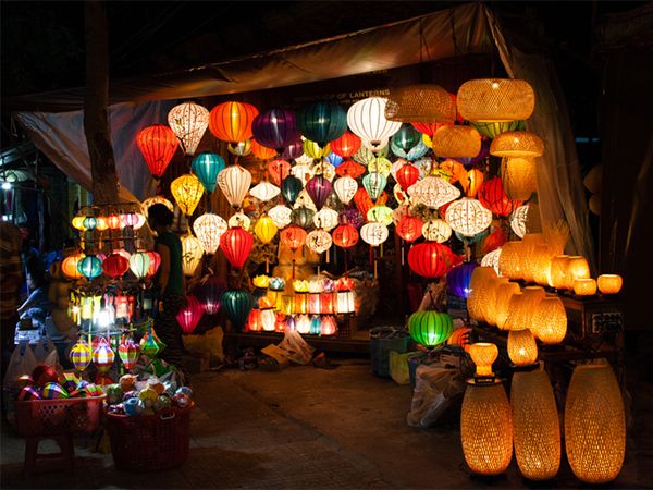 Hoi An night markets
