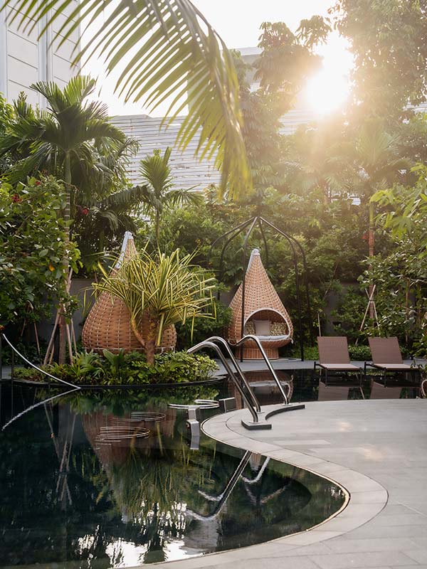 wellness pool at Grand Hyatt Singapore