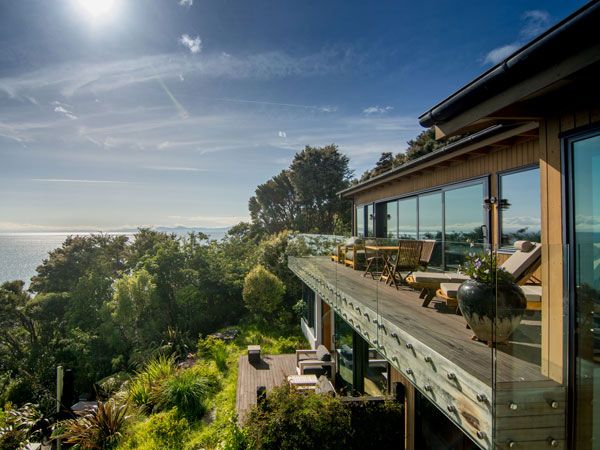 Lee Nelson House Split Apple (Image: Daniel Allen)