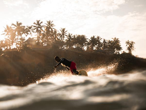 Surfing spots in Kerala