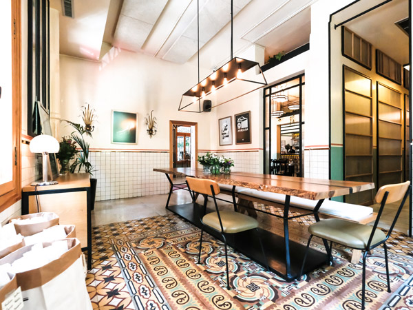 Dine at Salon Beyrouth 
